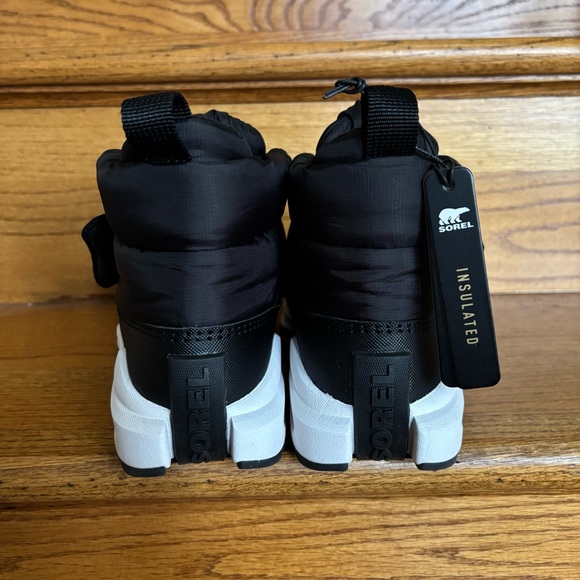 NWT Sorel ONA RMX Puffy Strap Waterproof Boot in Black size 8 - Picture 5 of 7